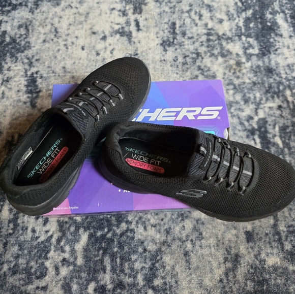 Skechers Shoes - Skechers Black Wide Fit Sneakers Size 7